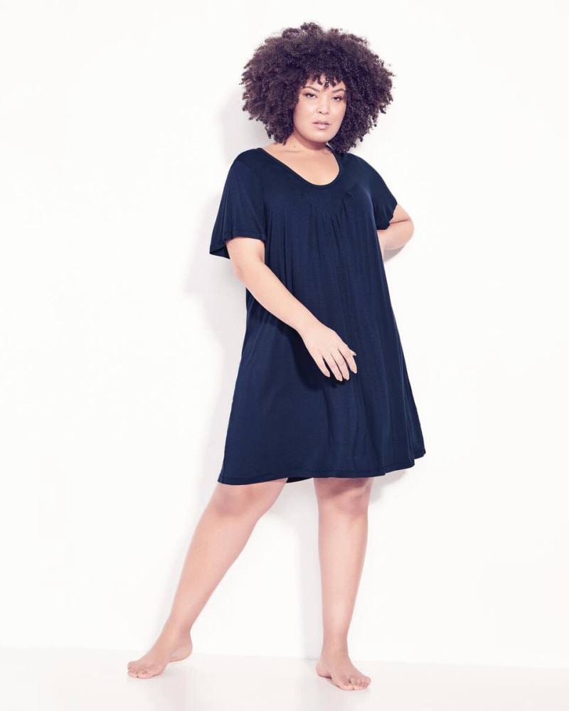 Plus size model wearing  by Avenue | Dia&Co | dia_product_style_image_id:171808